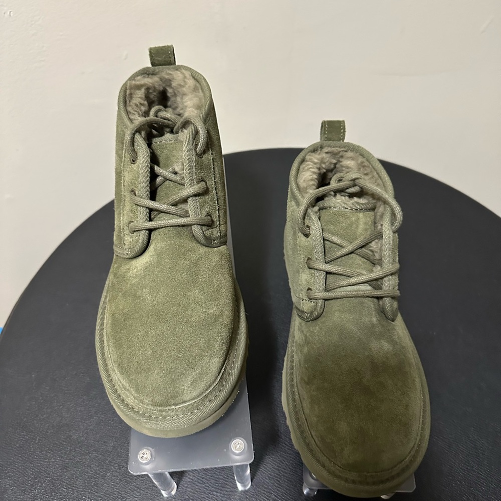 UGG Neumel - Picture 5 of 12